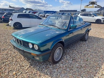 BMW Seria 3 E30 Cabrio 318 i 113KM 1992