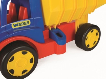 Гигантский самосвал 65000 Wader