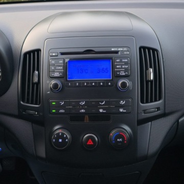 Hyundai i30 I Hatchback 1.4 109KM 2009 Hyundai i30 I 1.4 Benzyna 109KM Manual, zdjęcie 29