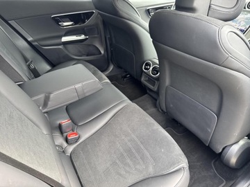 Mercedes GLC C254/X254 Coupe 2.0 220d 197KM 2024 Mercedes-Benz GLC 220, zdjęcie 17