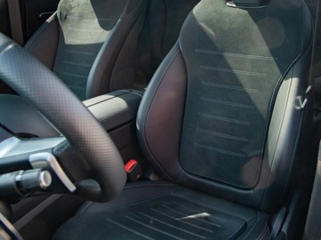 Mercedes GLC C254/X254 2025 GLC Coupe 200 d 4-Matic AMG Line 2.0 (163KM) 2025, zdjęcie 3