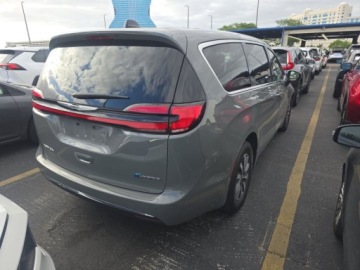 Chrysler Pacifica II 2023 Chrysler Pacifica Hybrid Touring L 2023 3.6 Hybryda Plug-in 260KM, zdjęcie 4