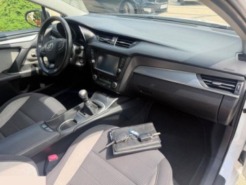 Toyota Avensis III Sedan Facelifting 2015 2.0 D-4D 143KM 2016 Toyota Avensis 2.0 D-4D Active Business 143KM 2016r Mozliwa zamiana!, zdjęcie 6