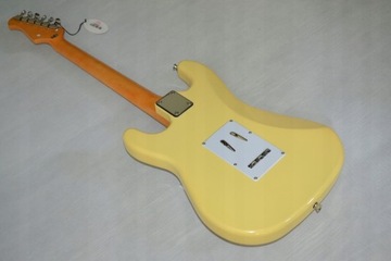 HARLEY BENTON ST-62 MN VW STRATOCASTER