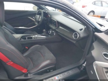 Chevrolet Camaro VI 2018 Chevrolet Camaro ZL1 2018 6.2 Benzyna 650KM, zdjęcie 9