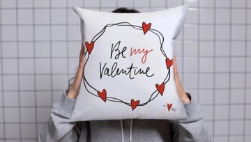 БОЛЬШАЯ НАВУШКА 45 x 45см НАВОЛОЧКА JASIE НА ЖЕНСКИЙ ДЕНЬ ==