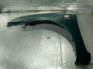BLATNÍK LEVÝ PŘEDNÍ TOYOTA COROLLA E12 6R4 HATCHBACK