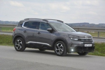 Citroen C5 Aircross SUV 1.5 BlueHDI 131KM 2021 Citroen C5 Aircross 1.5 full led nawi kamera hak, zdjęcie 11