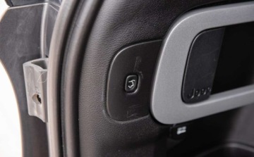 Jeep Cherokee V 2015 Jeep Cherokee 2.2CRD 200KM 4x4 Skora Navi Camera Xenon Alu Full Gwarancji, zdjęcie 30