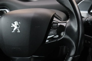 Peugeot 308 II SW Facelifting 1.5 BlueHDI 130KM 2019 Peugeot 308 1.5 BlueHDi, Salon Polska, Serwis ASO, zdjęcie 15