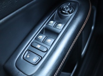 Jeep Compass II SUV 1.4 Multiair 170KM 2019 Jeep Compass 1.4 MultiAir, Salon Polska, zdjęcie 17