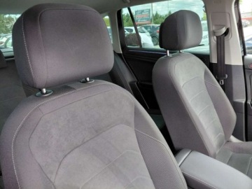 Volkswagen Tiguan II SUV Plug-in 1.4 TSI e-HYBRID 245KM 2023 Volkswagen Tiguan R Line Full LED Hybryda Radar Kamera Panorama 1.4 245KM, zdjęcie 18