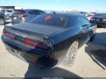 Dodge Challenger III 2018 Dodge Challenger RT Plus Shaker 2018 5.7 Benzyna 372KM, zdjęcie 5