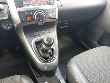 Toyota Verso Minivan Facelifting 1.8 Valvematic 147KM 2015 Toyota Verso 1.8 Premium 7os Toyota Verso 1.8 Prem, zdjęcie 36