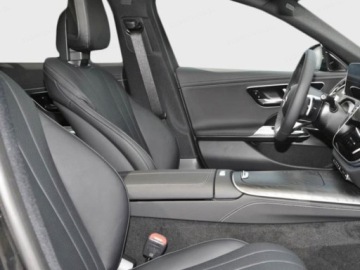 Mercedes Klasa E W214 Sedan 2.0 220d 197KM 2026 E Klasa 220 d 4-Matic AMG 2.0 (197KM) 2026, zdjęcie 5