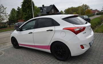 Hyundai i30 II Wagon 1.4 CVVT 100KM 2015 Hyundai i30 1.4B 2015r Navi Kamera 121 Tys Km Sprowadzony Oplacony, zdjęcie 13