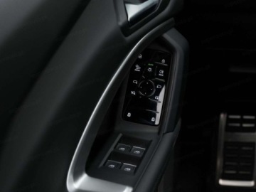 Audi 2026 AUDI Q5 TDI quattro S line Sportback Suv 2.0 (204KM) 2026, zdjęcie 14