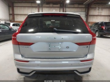Volvo XC60 II 2025 Volvo XC 60 B5 Plus 2025 2.0 Benzyna 247KM, zdjęcie 3