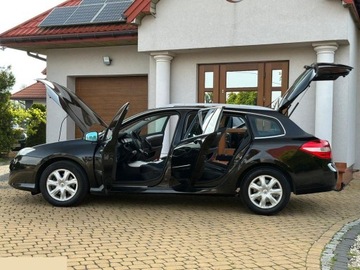 Renault Laguna III Grandtour 2.0 16v 140KM 2009 Renault Laguna 2.0 Privilege 140KM 2009r, zdjęcie 16