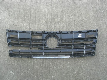 РЕШЕТКА VW TOUAREG III 760853653E 651L W-WA