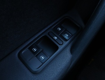 Skoda Yeti Outdoor 2.0 TDI 110KM 2014 Skoda Yeti 2.0 TDI, Salon Polska, Serwis ASO, zdjęcie 14