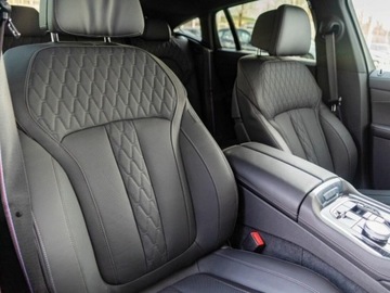 BMW X6 G06 SUV Facelifting 3.0 40d 352KM 2025 BMW X6 xDrive40d Sport Suv 3.0 (352KM) 2025, zdjęcie 4