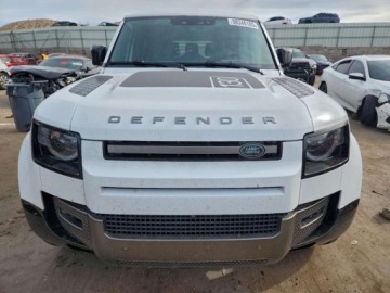 Land Rover Defender IV (L663) 2024 Land Rover Defender 2024 LAND ROVER DEFENDER 130 X-DYNAMIC SE 3.0 Benzyna, zdjęcie 4