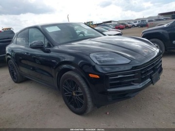 Porsche Cayenne III 2024 Porsche Cayenne 2024 PORSCHE CAYENNE E-HYBRID COUPE 3.0 Hybryda 300KM, zdjęcie 2