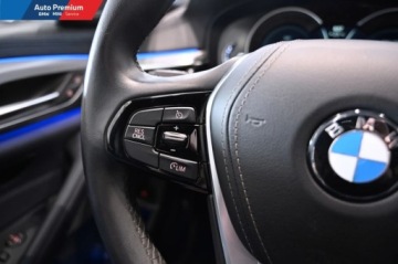 BMW Seria 5 G30-G31 Limuzyna 540i 340KM 2018 BMW Seria 5 540i xDriveFV23Hak HolowniczyAdaptacyjne Reflektory LED 3.0, zdjęcie 5