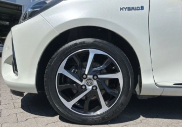 Toyota Yaris III Hatchback 5d Facelifting 2017 1.5 Hybrid 100KM 2019 Toyota Yaris Hybrid Selection, EV Mode, Tempomat, Kamera, Salon PL, 1 wlas, zdjęcie 35