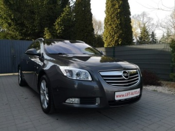 Opel Insignia I Sports Tourer 2.0 CDTI ECOTEC 160KM 2010 Opel Insignia 2.0 CDTI 170KM Klimatronik Led, zdjęcie 2