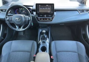 Toyota Corolla XII TS Kombi 1.2 Turbo D-4T 116KM 2019 Toyota Corolla TECH, czujniki, ACC, Kamera, Podgrzewane fotele, Rozpoznaw, zdjęcie 3