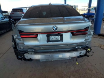 BMW Seria 7 G70 2022 BMW Seria 7 750XI 2022 4.4 Benzyna 523KM, zdjęcie 2
