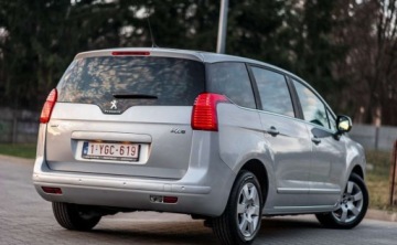 Peugeot 5008 I 2016 Peugeot 5008 Peugeot 5008 1.6 Diesel 115KM, zdjęcie 1