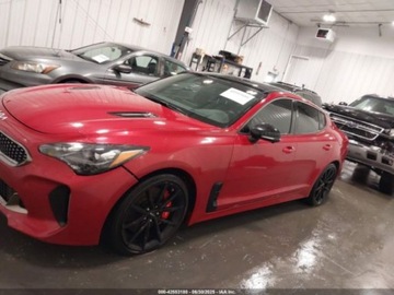 Kia Stinger 2023 Kia Stinger GT2 2023 3.3l 3.3 Benzyna 368KM, zdjęcie 2
