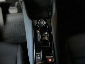 Alfa Romeo Junior 2025 ALFA ROMEO Junior Ibrida Suv 1.2 (145KM) 2025, zdjęcie 7