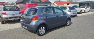 Toyota Yaris II Hatchback 5d 1.0 VVT-i 69KM 2010 Toyota Yaris 1.0 benz ,bezwypadek ,sprawny technicznie ,zadbany Benzyna, zdjęcie 5