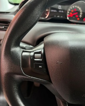 Peugeot 208 I Hatchback 3d 1.0 VTI 68KM 2014 Peugeot 208 klima ISOFIX niski przebieg Gwarancja w cenie Warszawa VRWJ, zdjęcie 32