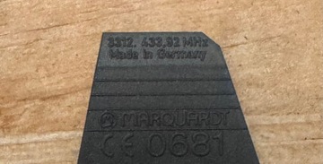 KLÍČEK OVLÁDAČ RYBKA MERCEDES W203 W204 W210 W2111 W212 W220 W164 433,92MHZ