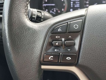 Hyundai Tucson III SUV Facelifting 1.6 GDi 132KM 2019 Hyundai Tucson Hyundai Tucson1.6 GDI 132KMKamera cofaniaSalon PolskaCzujni, zdjęcie 12