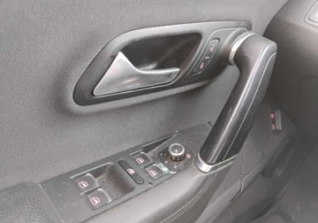 Volkswagen Passat CC 2.0 TSI 200KM 2009 Volkswagen Passat CC 2009r, 2.0 LPG. Lekko uszkodzony lewy bok. Jezdzi., zdjęcie 9