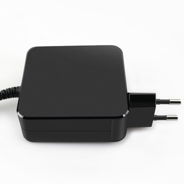 Блок питания, зарядное устройство для ноутбука USB-C, 30 Вт.