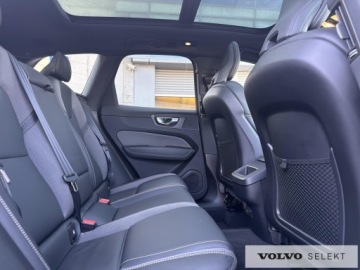 Volvo XC60 II 2025 Volvo XC 60 XC60 B5 B AWD Plus Black Edition aut,, zdjęcie 13