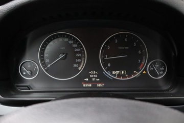 BMW Seria 5 F10-F11 Touring 528i 245KM 2012 BMW 5 528i xDrive, 4X4, Automat, Skóra, Navi, zdjęcie 10