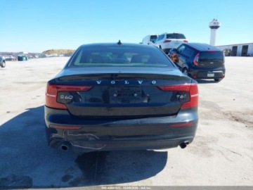 Volvo S60 III 2020 Volvo S60 T6 Momentum 2020 2.0 Benzyna 316KM, zdjęcie 4