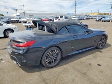 BMW Seria 8 II 2023 BMW Seria 8 BMW serii 8 840i Cabrio z 2023 roku , od ubezpieczalni 3.0, zdjęcie 4