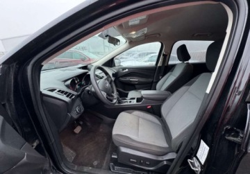 Ford Escape III 2018 Ford Escape 2018 Ford Escape 1.5l 4x4 - w Polsce oplatach i akcyzie Faktura, zdjęcie 9