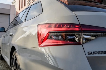 Skoda Superb III Kombi Facelifting 2.0 TDI SCR 200KM 2021 Skoda Superb 2.0 TDI SCR Sportline DSG, zdjęcie 6