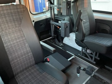 Opel Vivaro B Kombi Extra Long H1 2,9t 1.6 BiTurbo 125KM 2018 Opel Vivaro niepełnosprawnych rampa inwalida, zdjęcie 27