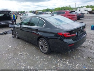 BMW Seria 5 G90-91 2023 BMW Seria 5 540i xDrive 2023 3.0l 3.0 Benzyna 335KM, zdjęcie 3